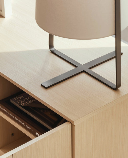 Aira Table Lamp – Sculptural Frame with Soft Glow