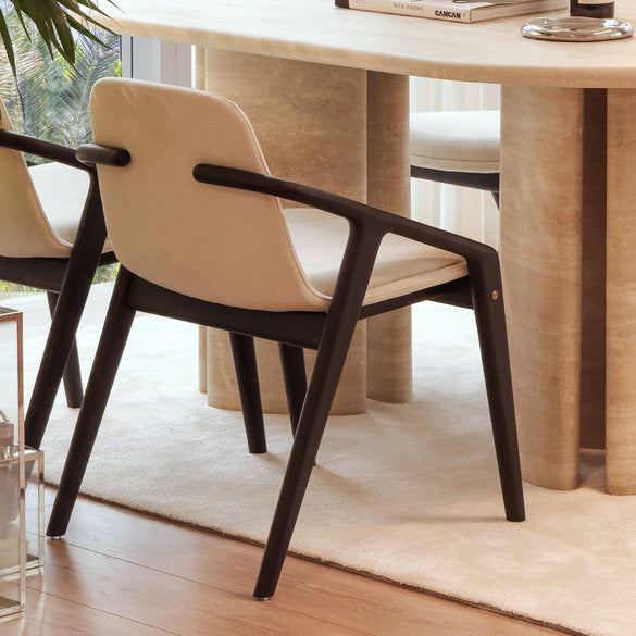 Armand-Dining-Chair_ori_585x585_d557f67d-b829-483e-8fbf-9cc73f8ce733