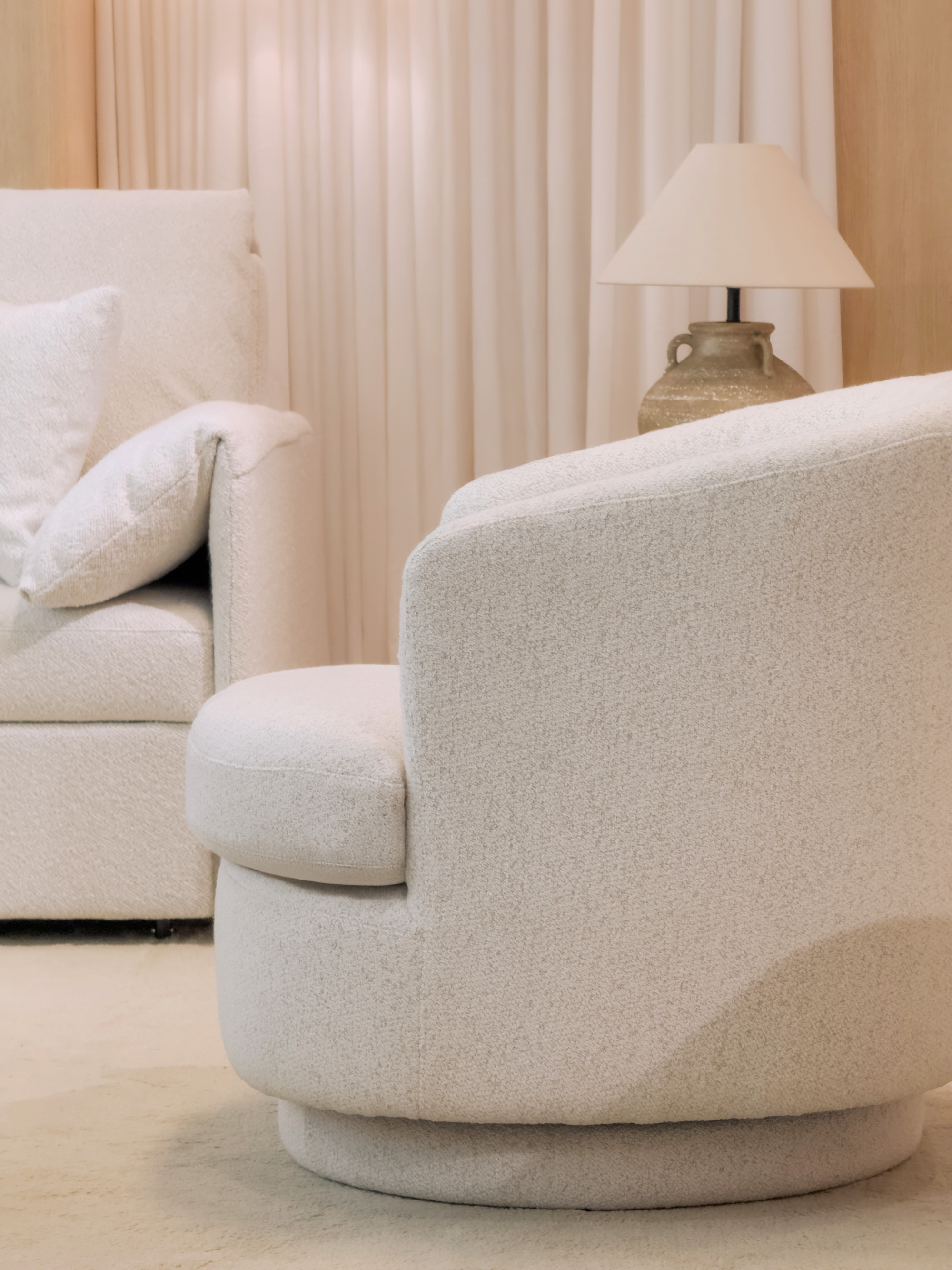 Bennett Swivel Lounge Chair