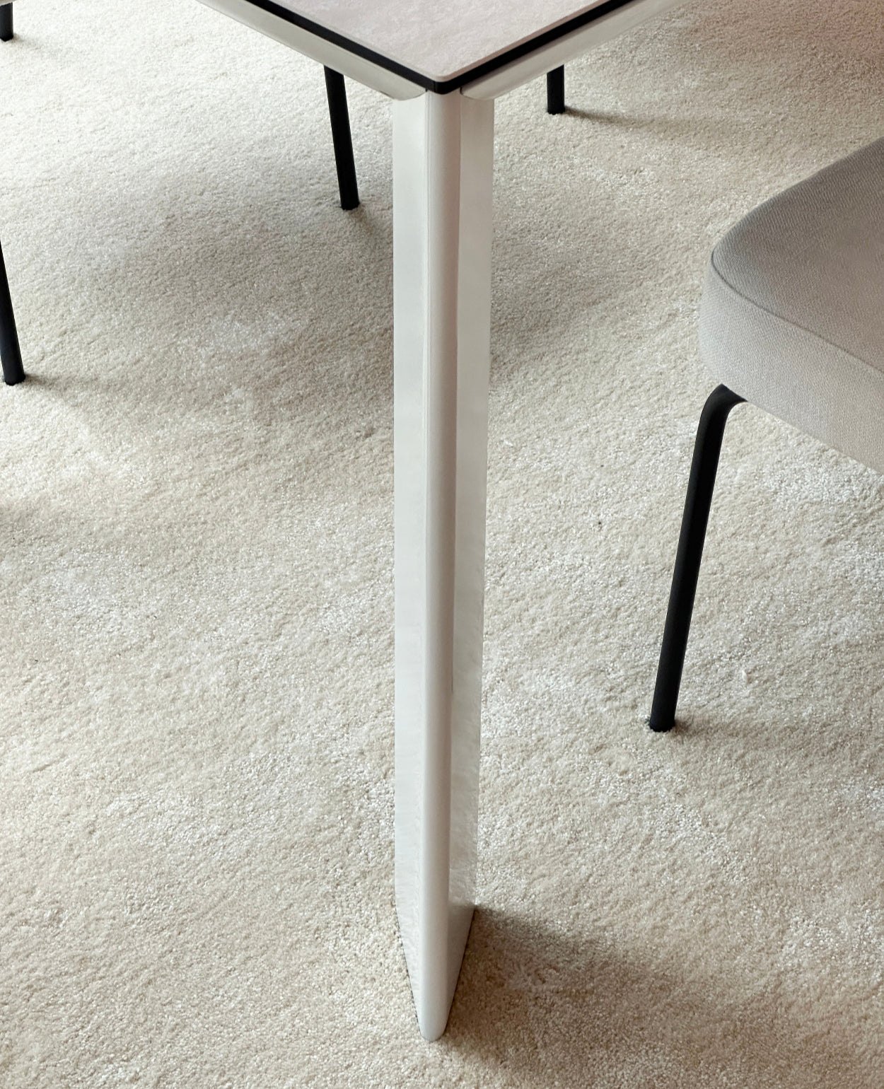 Knoxx Sintered Stone Dining Table