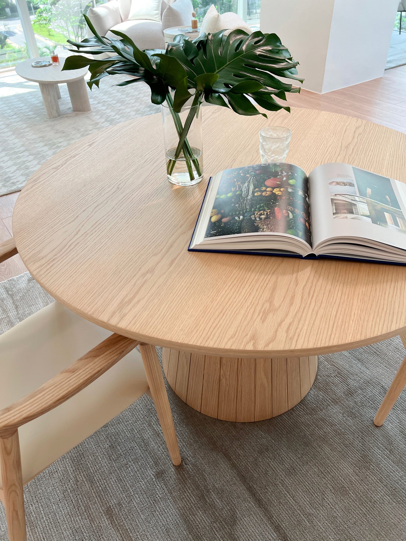 Fari Dining Table - Round (FINAL SALE)