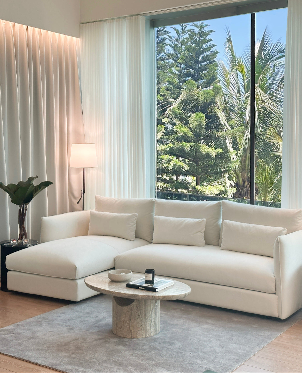 Tristen Chaise Sectional Sofa