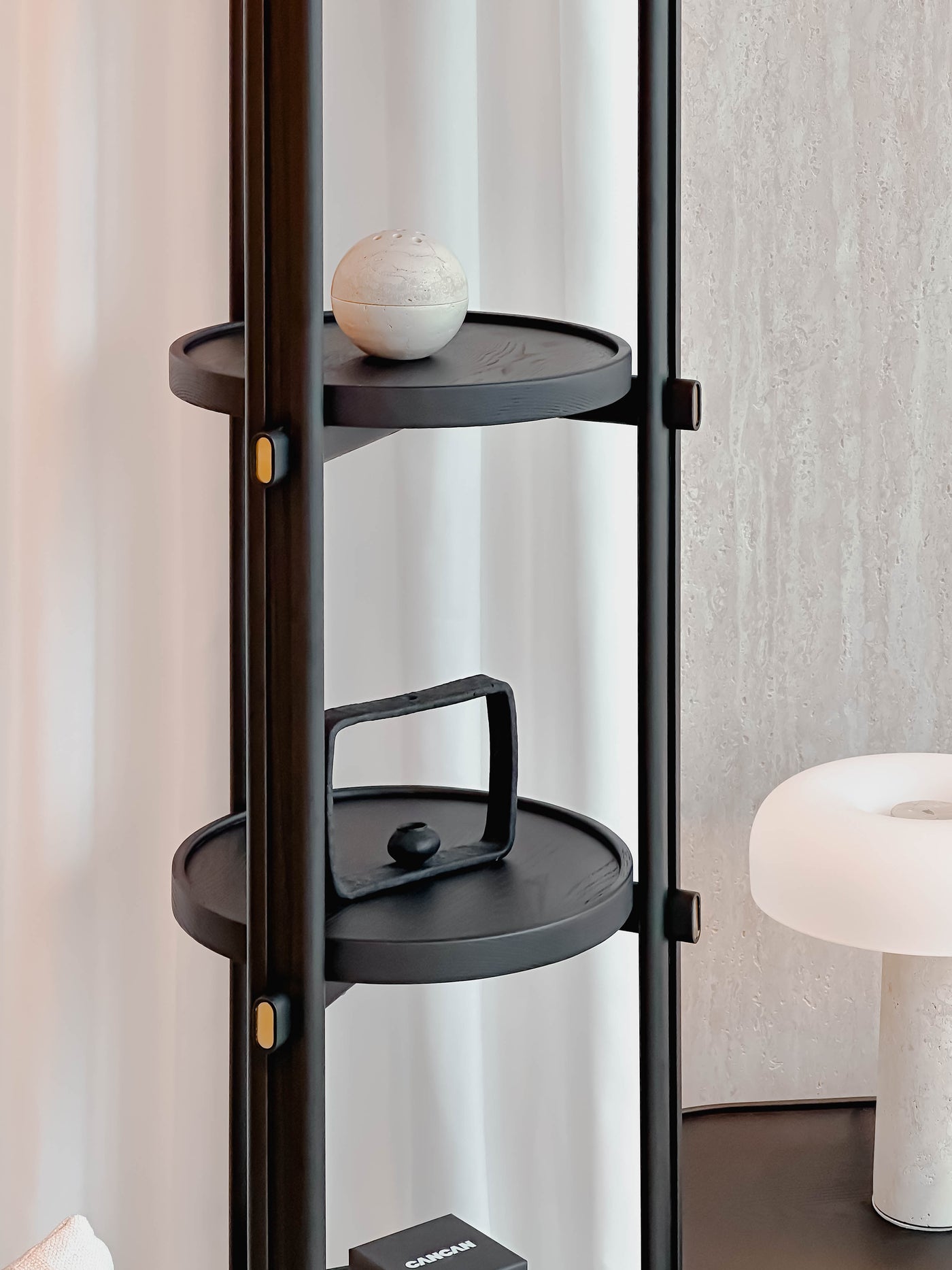 [NEW] Tratto Shelf