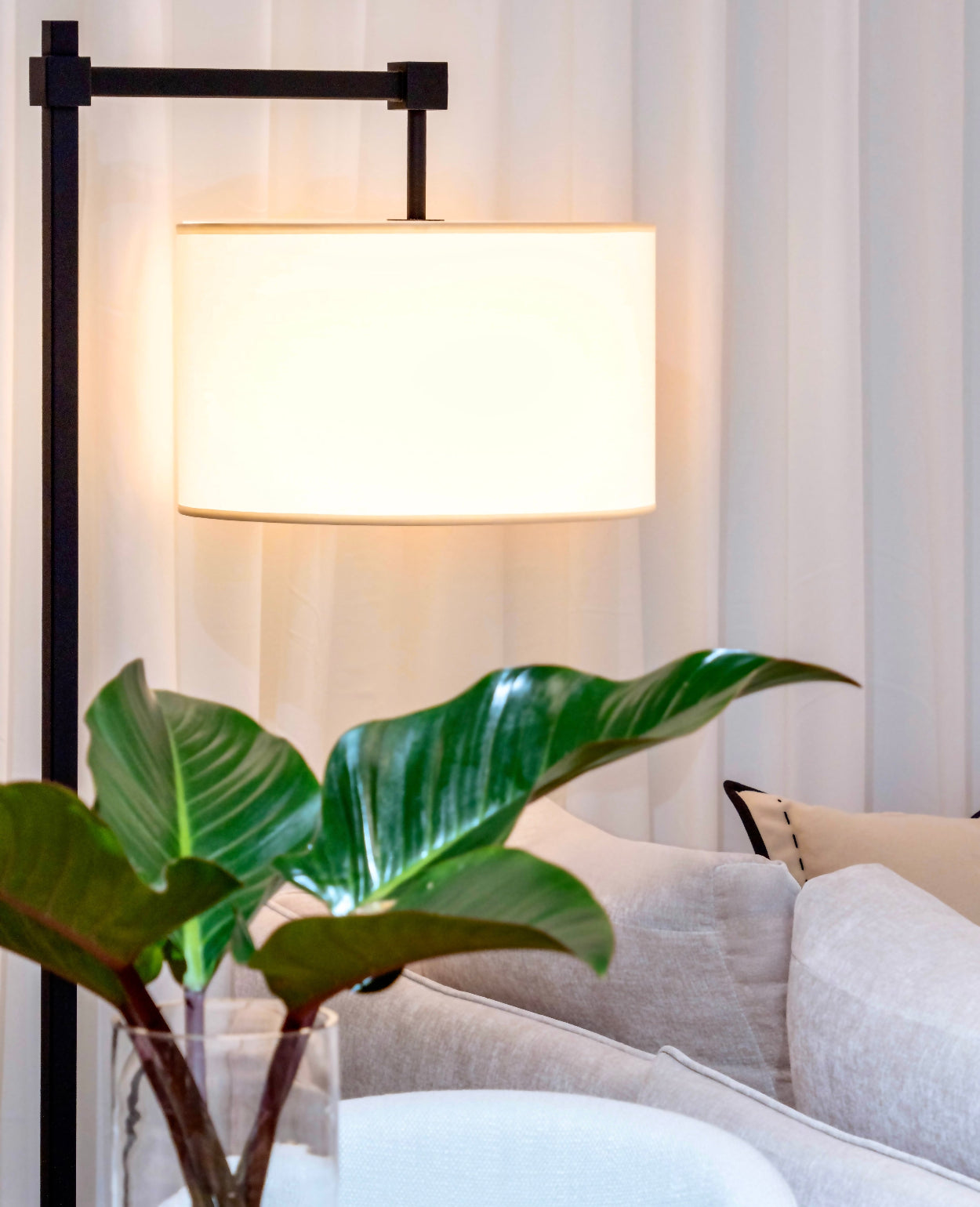 Florian Floor Lamp – Linen Shade with Black Steel Frame