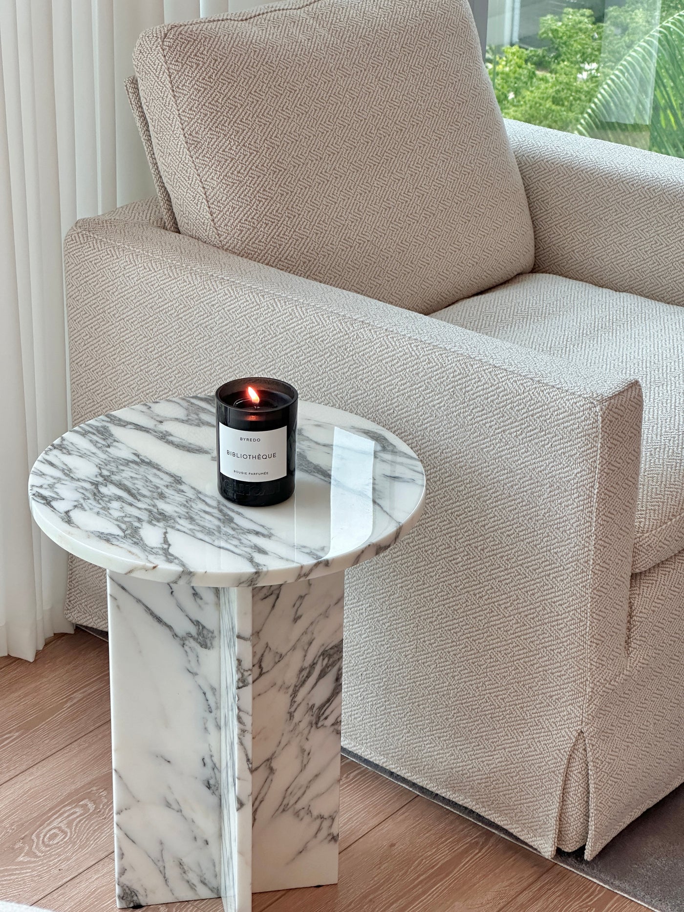 Laurent Natural Marble Side Table (White Arabescato)