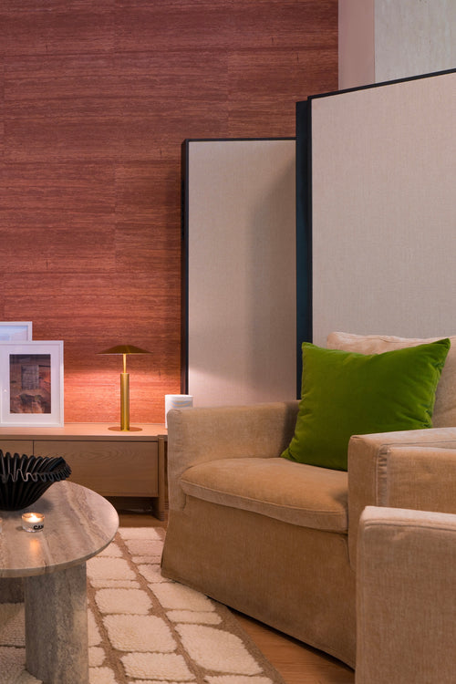 Fantome Swivel Lounge Chair