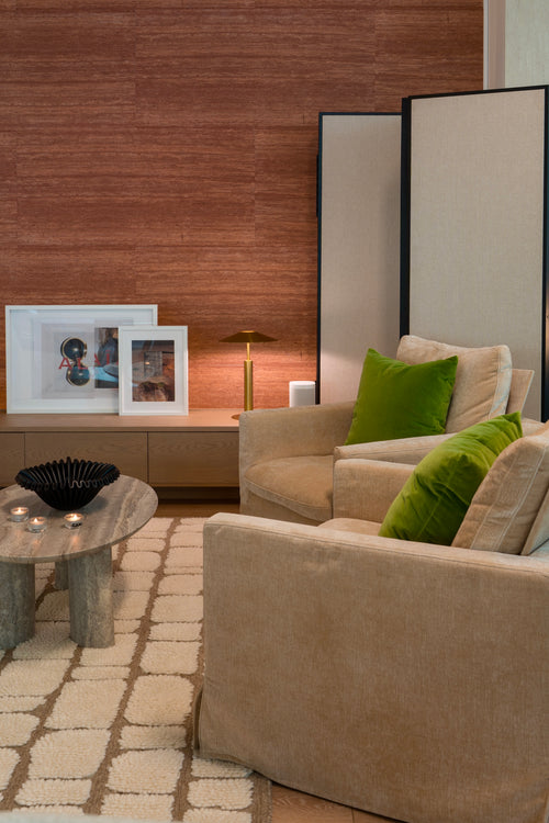 Fantome Swivel Lounge Chair