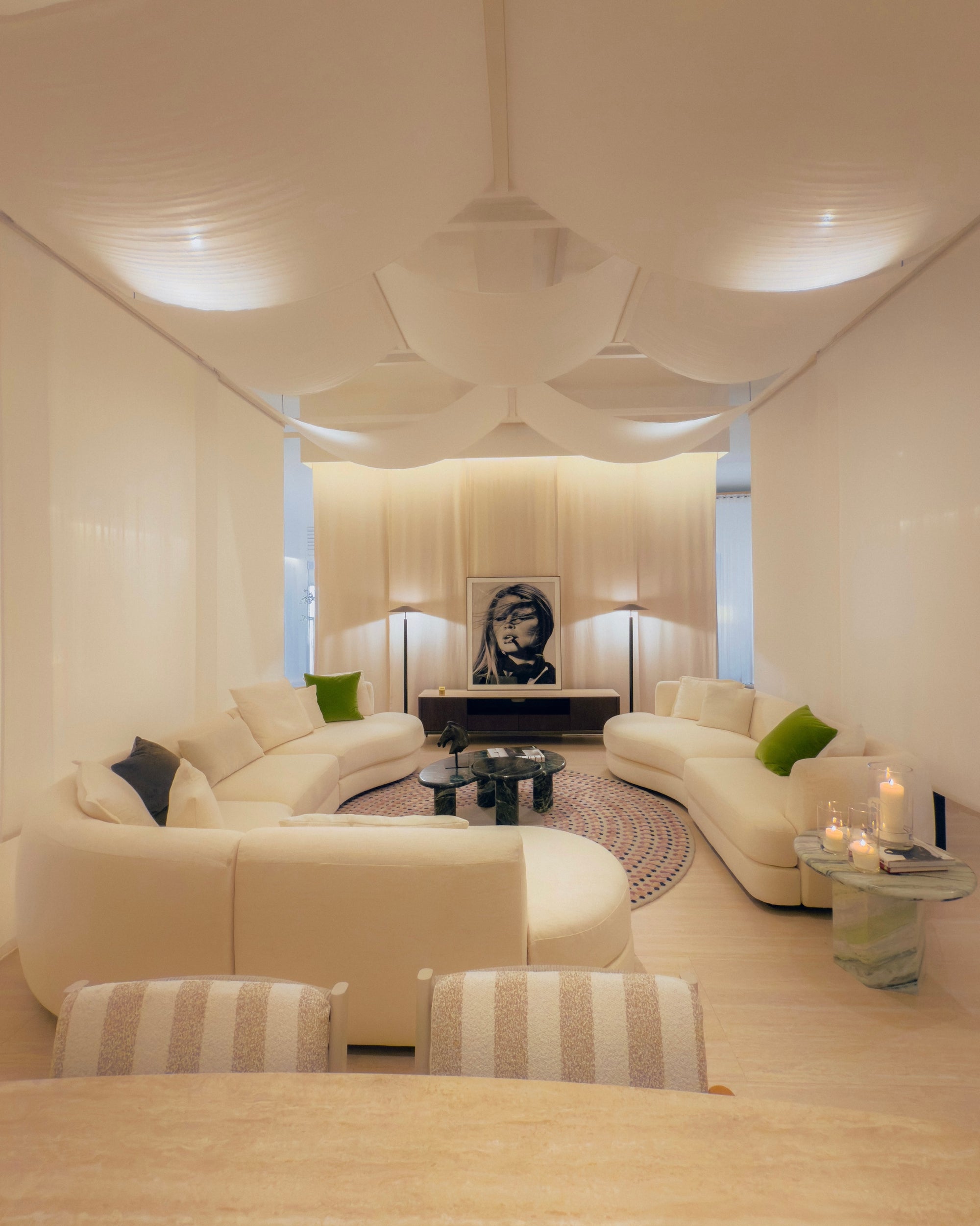 Modern living room with white furniture and decorative elements