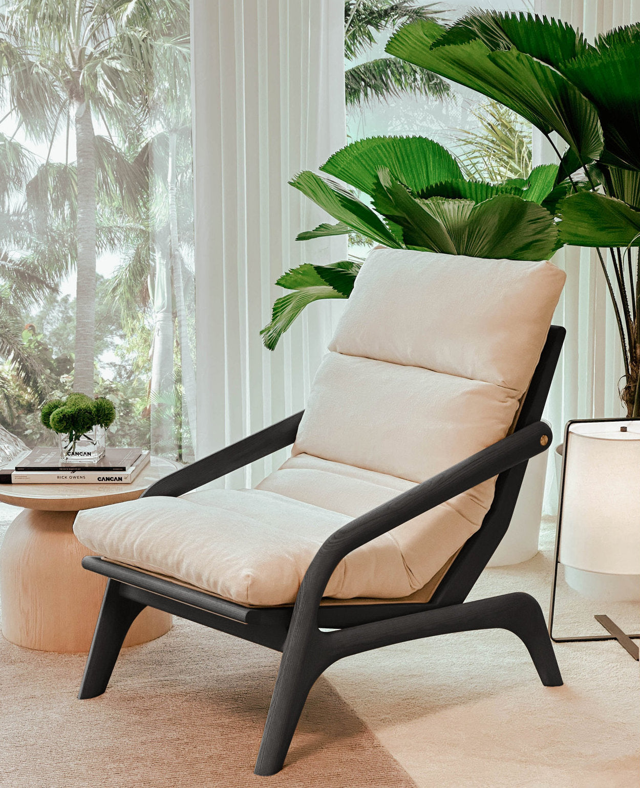 [NEW] Frenke Lounge Chair - Black Frame