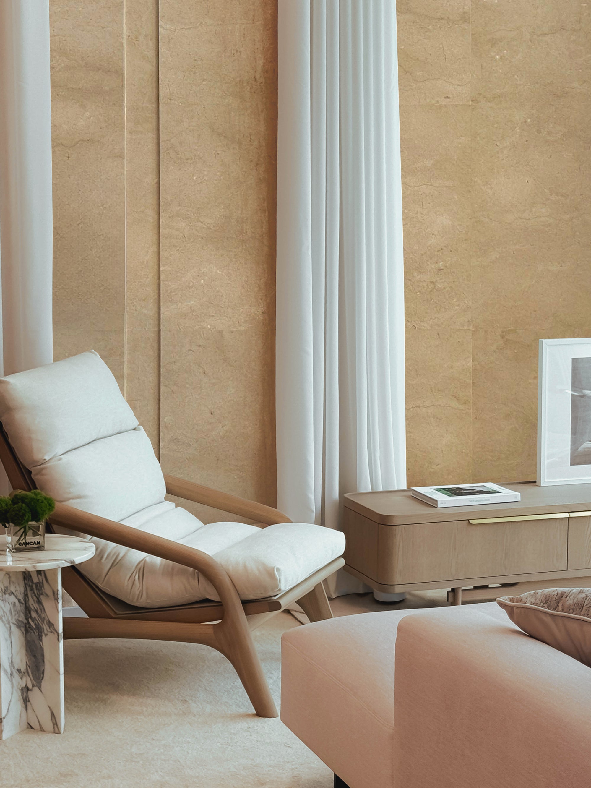 Frenke Lounge Chair - Whitewash Frame