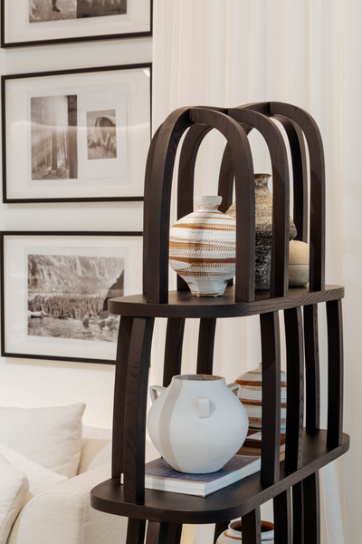 Gaulle Bookshelf