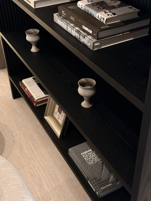 Gemma Shelf – Sculptural Bookshelf for Timeless, Organized Living