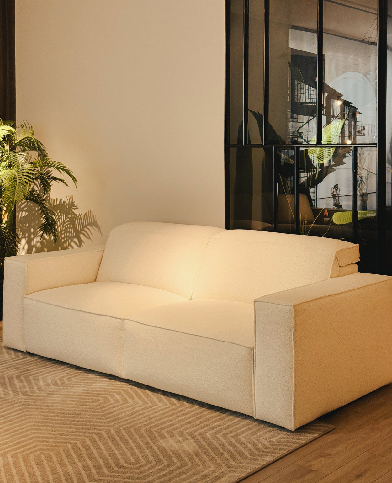 Hara Electric Sofa – Adjustable Seat Depth