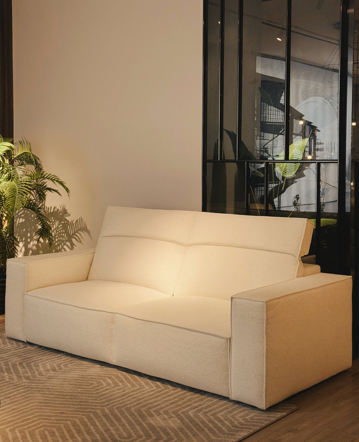 Hara Electric Sofa – Adjustable Seat Depth