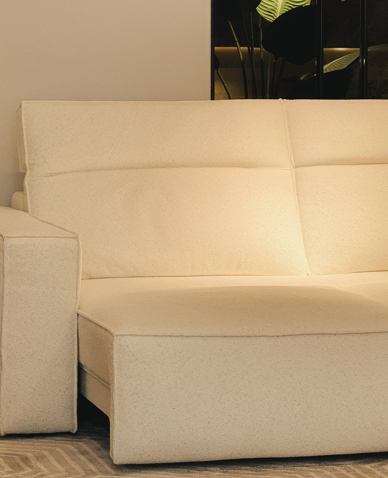 Hara Electric Sofa – Adjustable Seat Depth