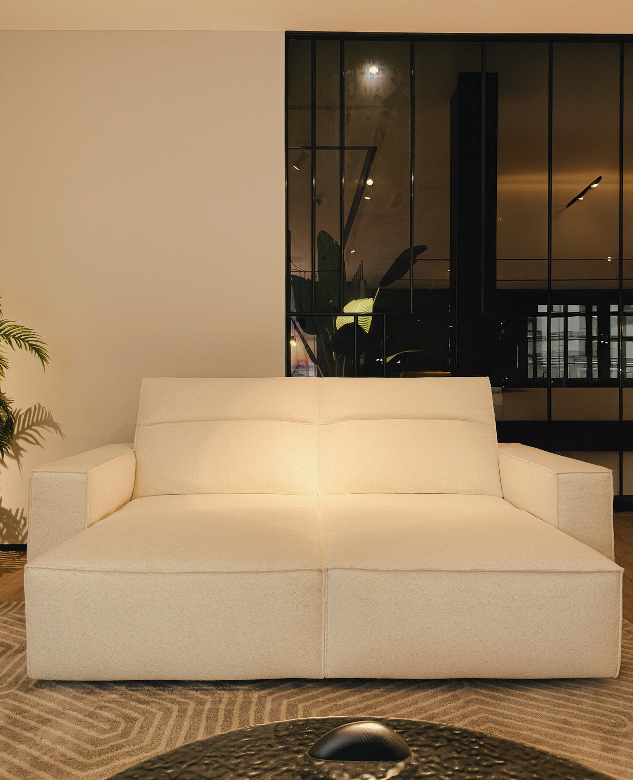Hara Electric Sofa – Adjustable Seat Depth