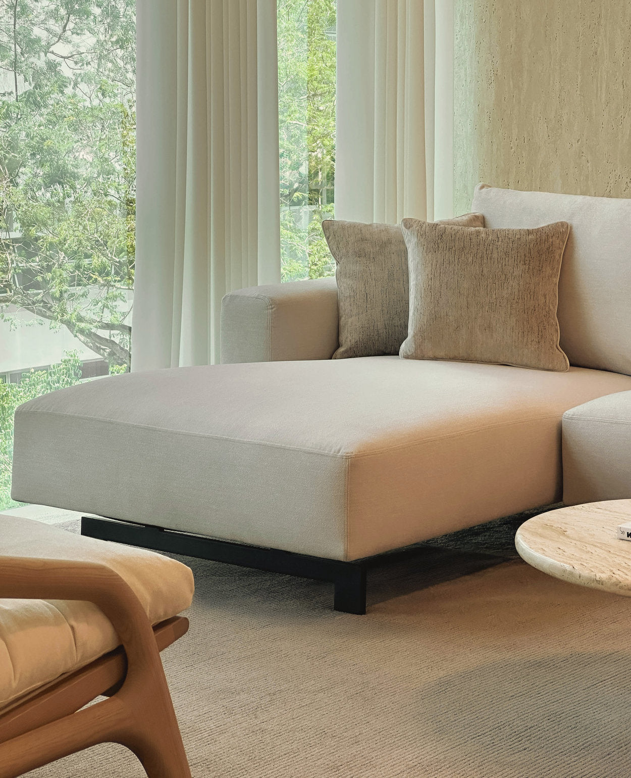 Hemphill Chaise Sectional Sofa