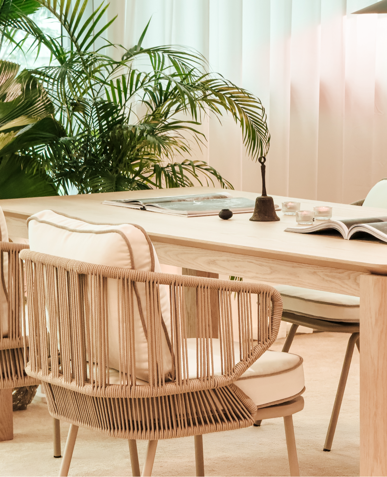 Manta Outdoor Dining Chair – Durable, Weather-Resistant & Comfortable
