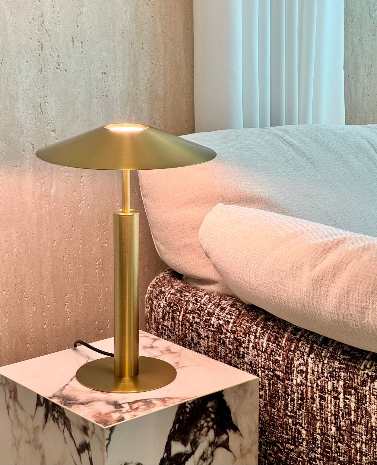 Cheville Table Lamp