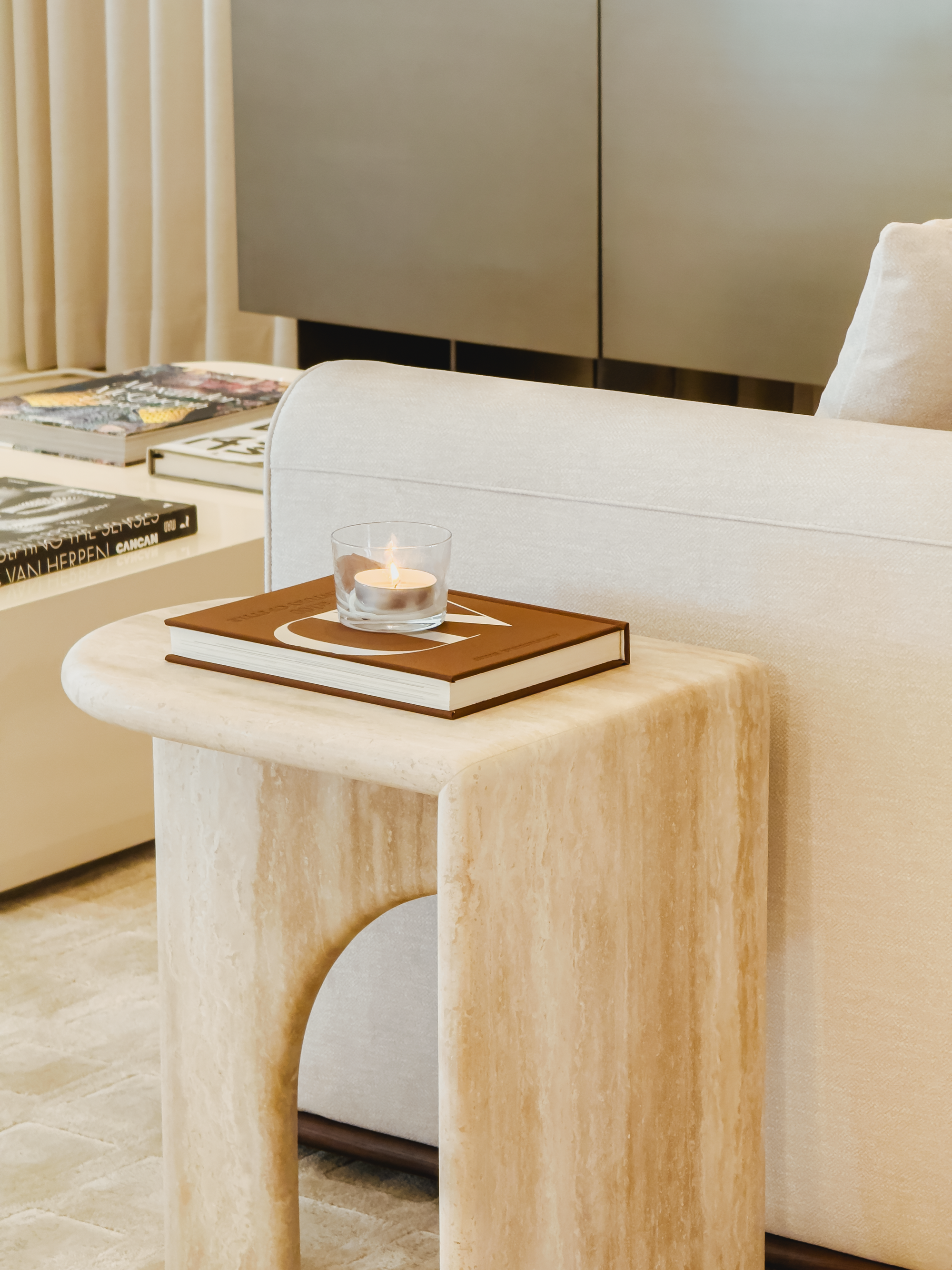 ARC+ Petite Side Table – Italian Ivory Travertine