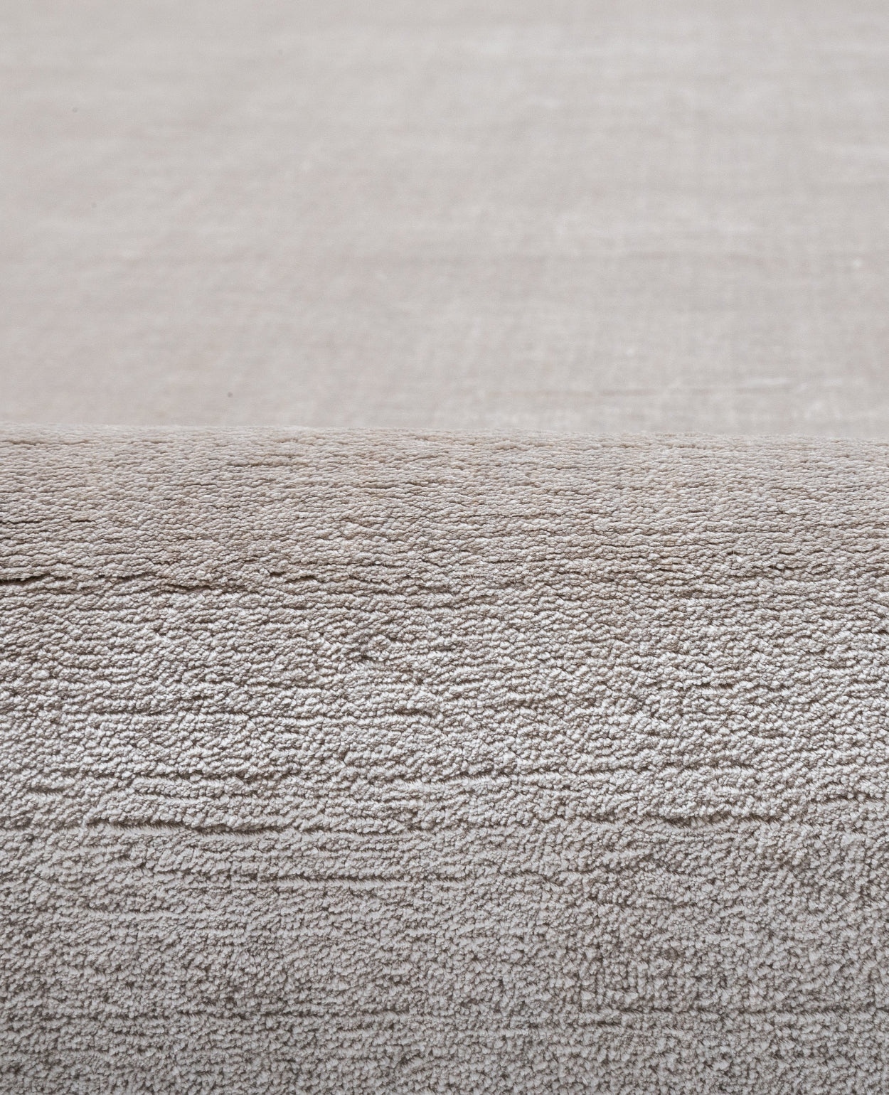 Kiton Tencel Rug - Seashell Beige