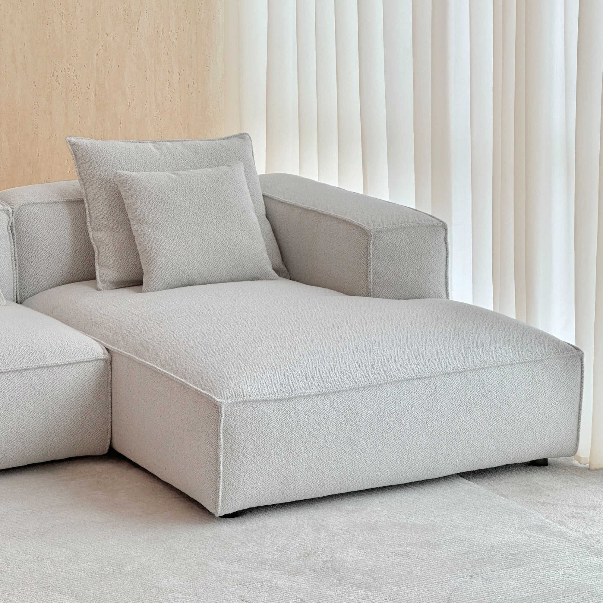 Hara Arm Chaise Module