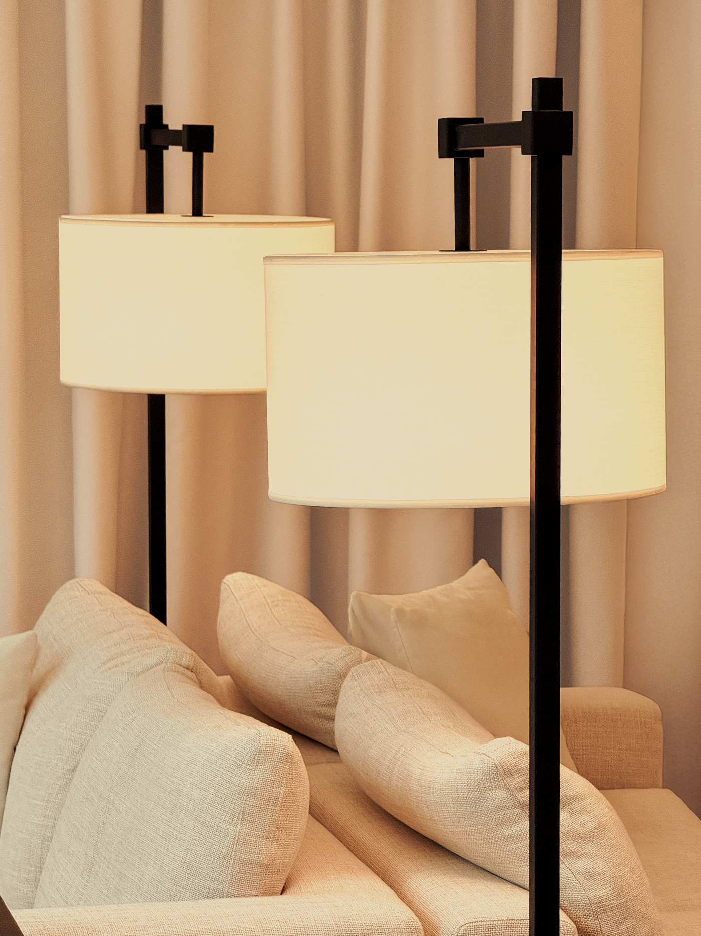 Florian Floor Lamp – Linen Shade with Black Steel Frame