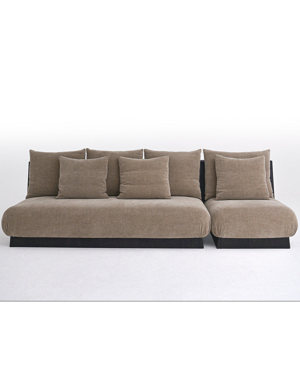 [NEW] Karvil Sofa