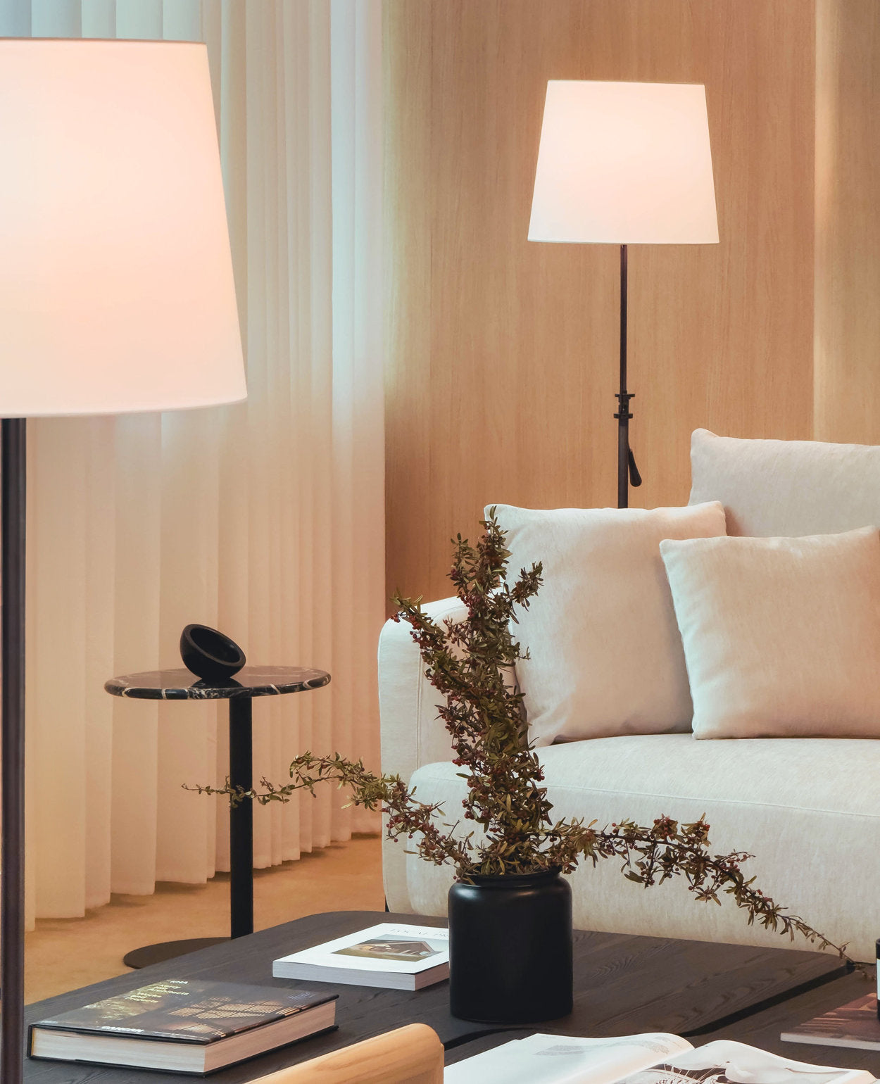Kasten Floor Lamp