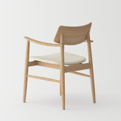 Linné Dining Chair — Solid Oak Natural