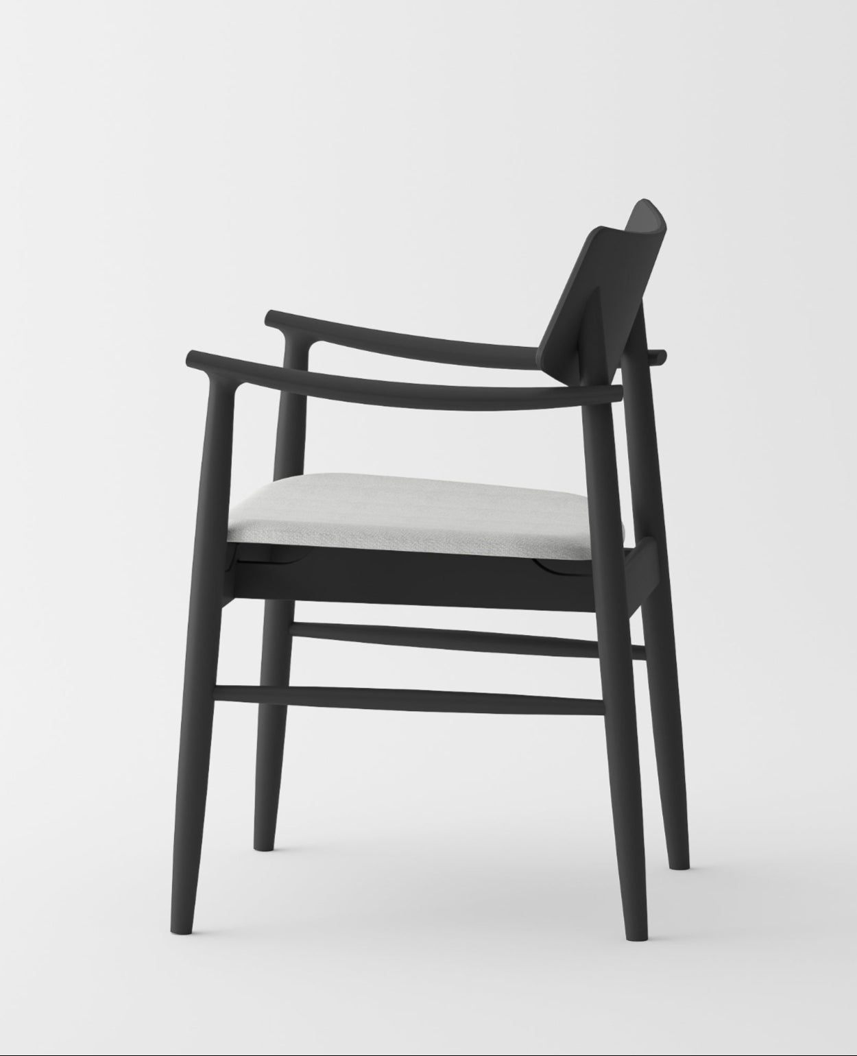 Linné Dining Chair — Sculpted Silhouette in Carbon Black