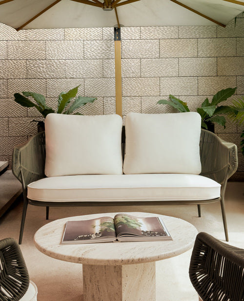 Manta 2-Seater Outdoor Sofa – Weather-Resistant & Washable Cushions