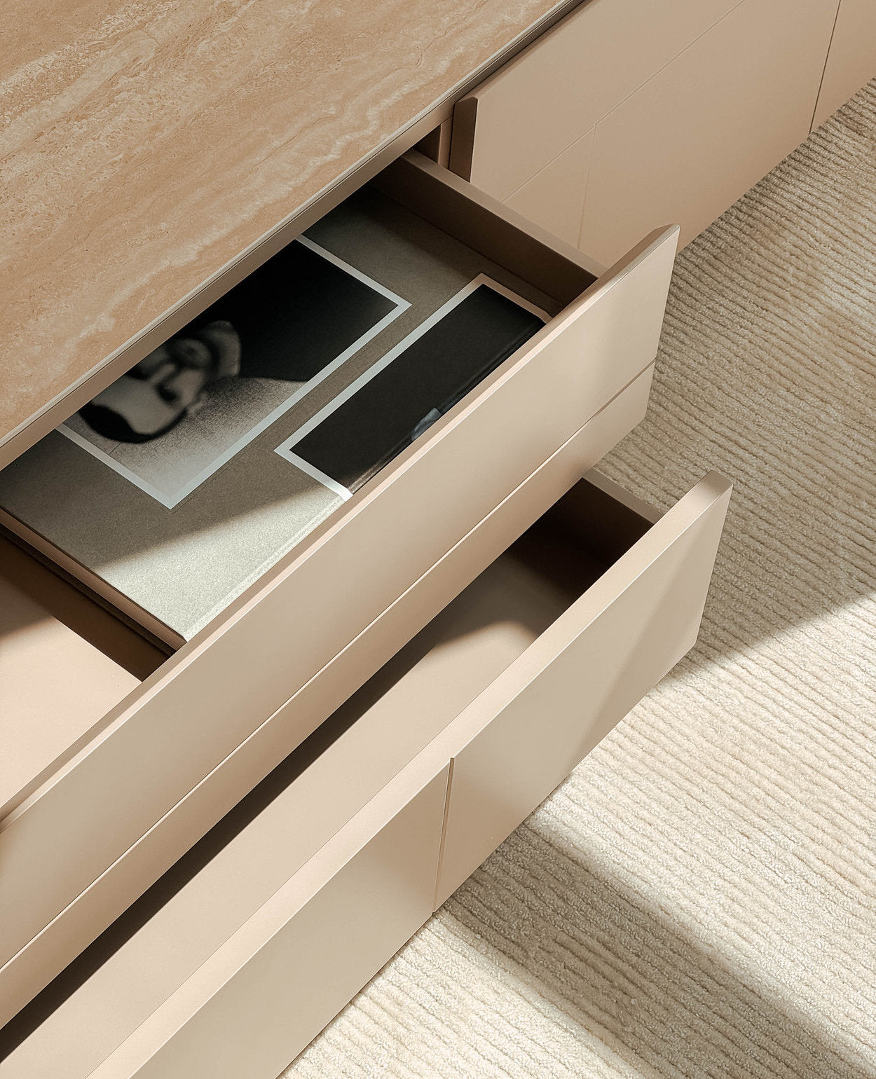 [NEW] Miller TV Console