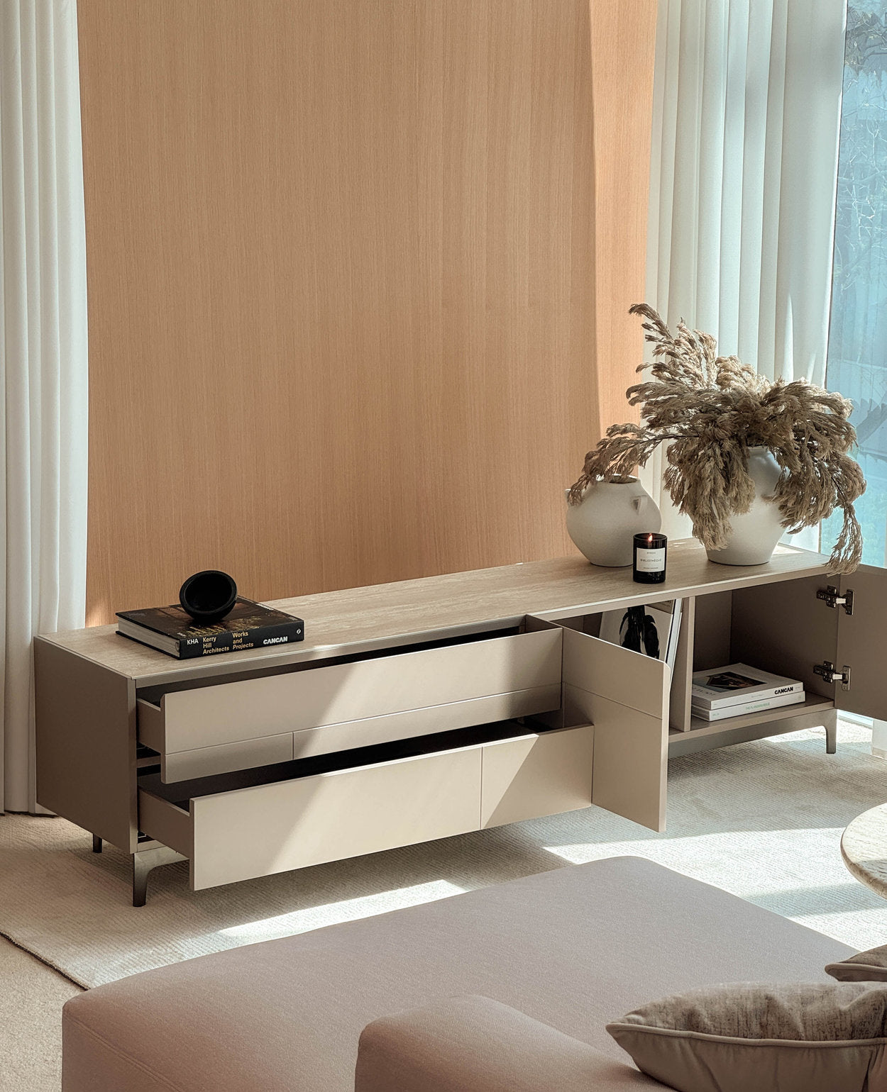 [NEW] Miller TV Console