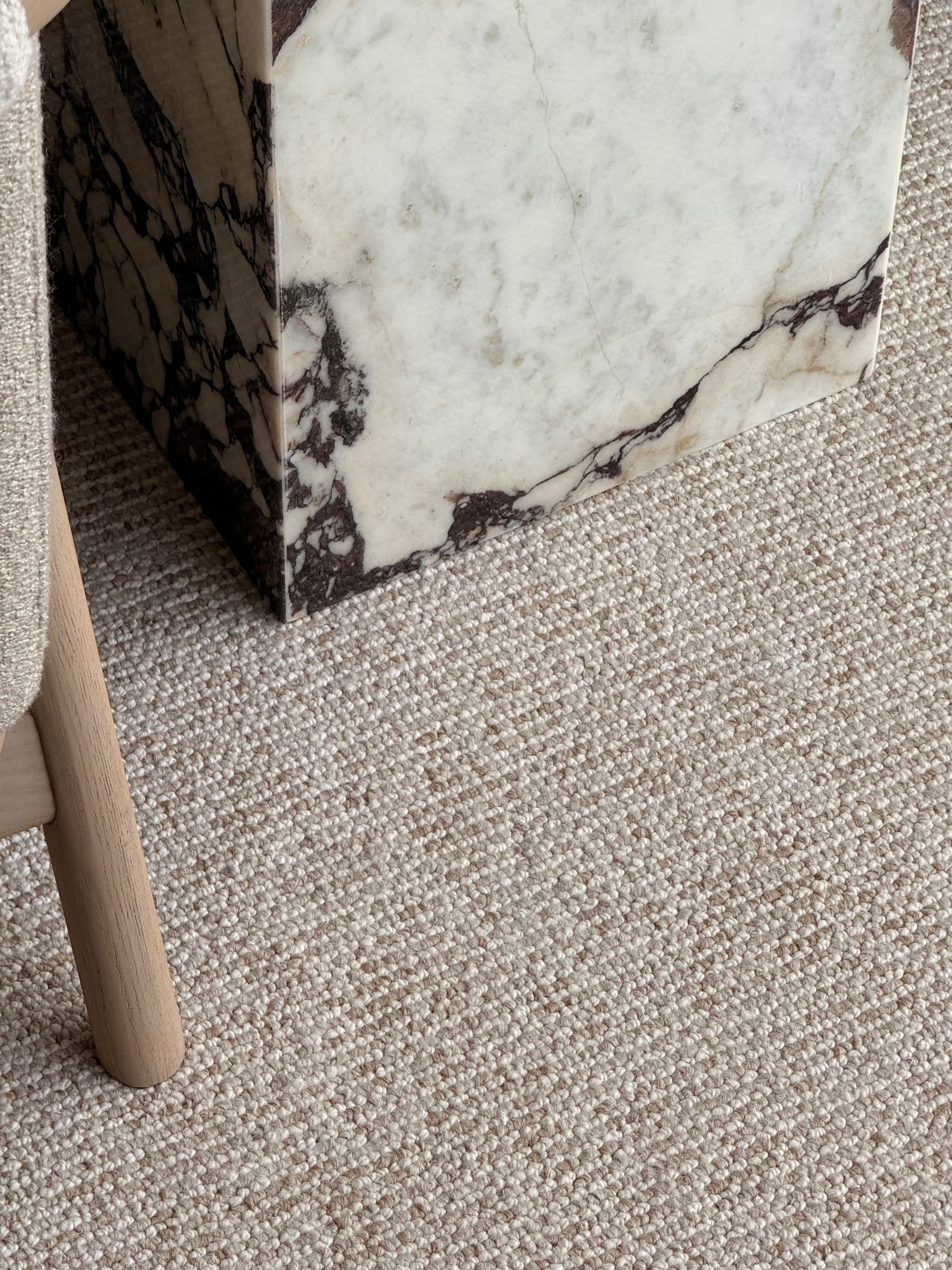 Modra Textured Rug – Diagonal Mist