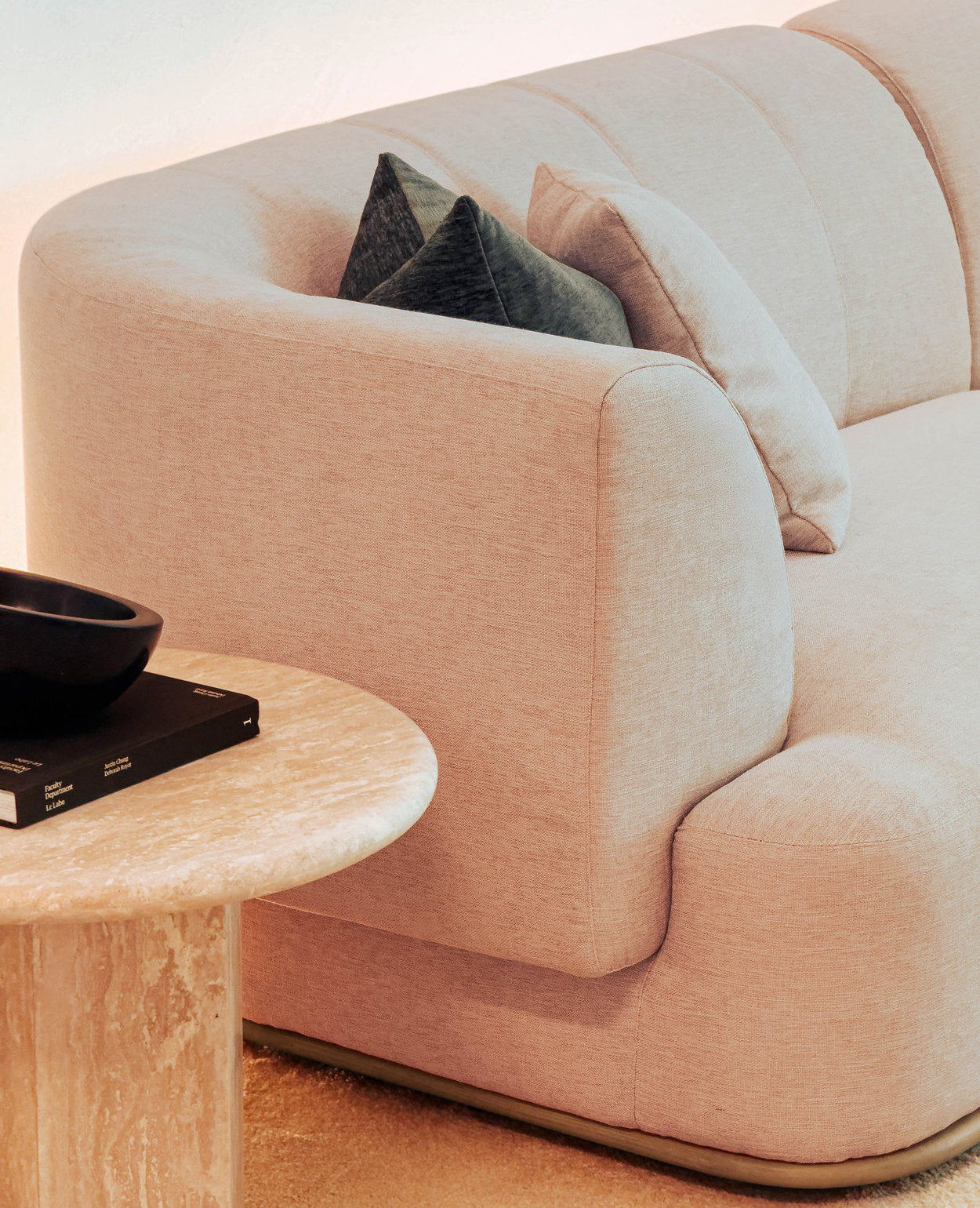 Naven Chaise Sectional Sofa