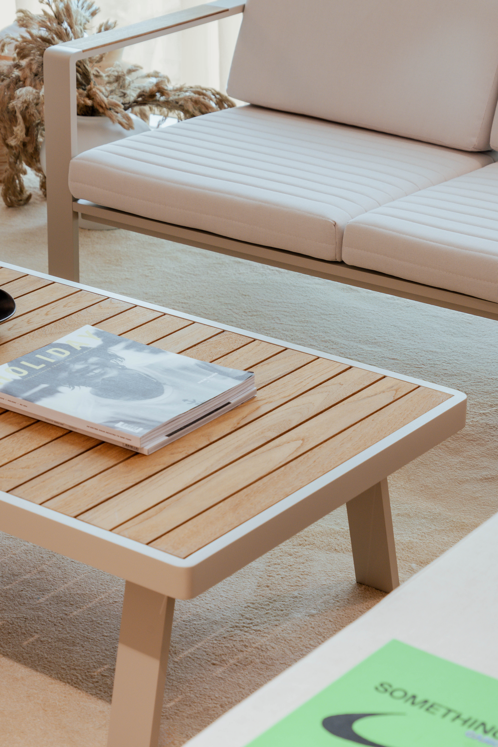 Nofi Modern Outdoor Lounge Set – 4-Piece with Teak Wood Top Coffee Table