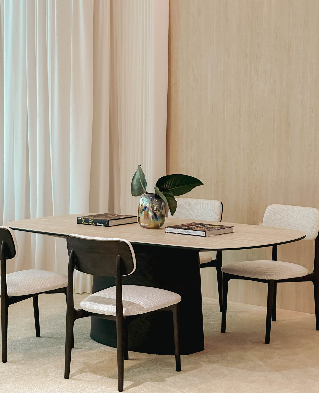 Nottos Dining Table - Ceramic top