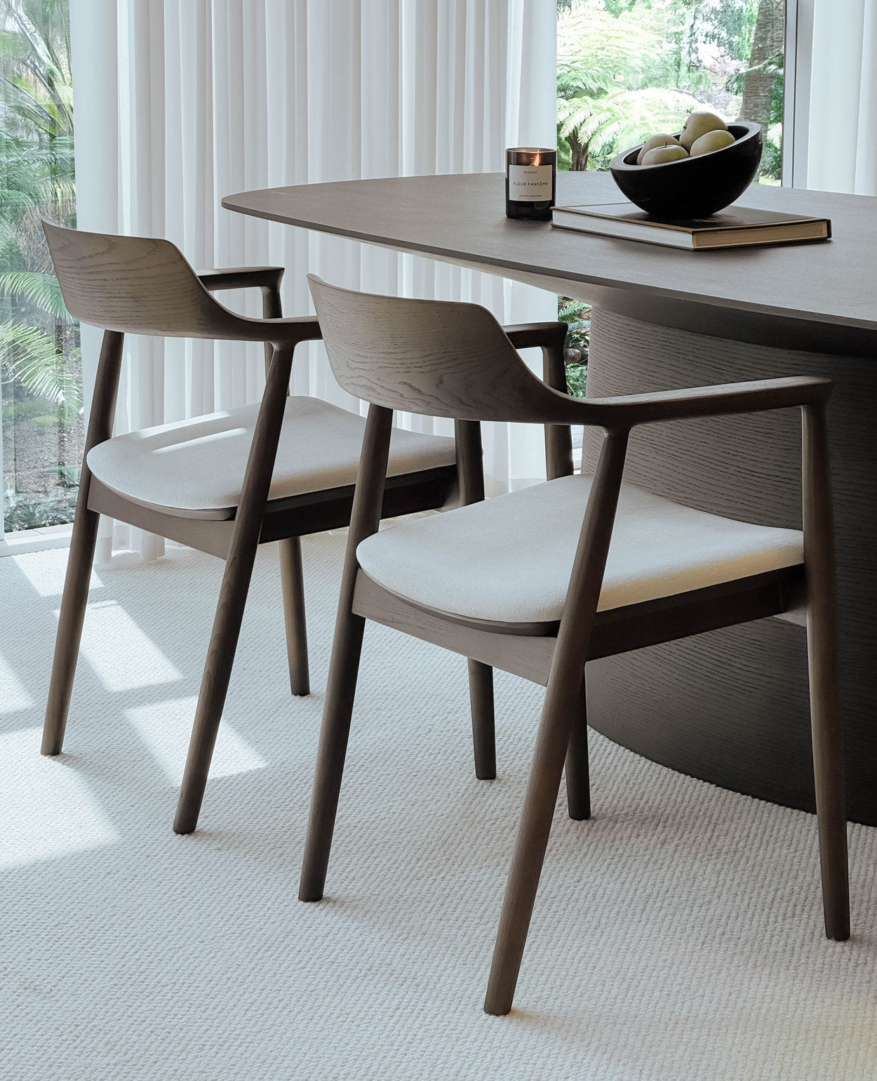 [NEW] Nottos Dining Table