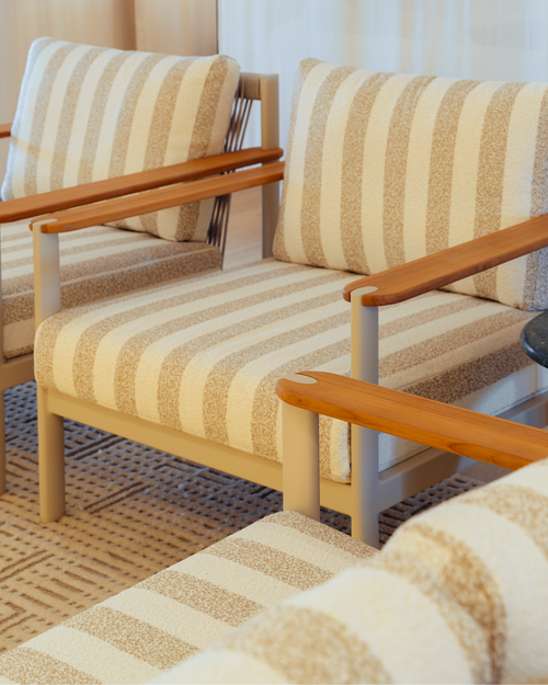 Nottos Outdoor Lounge Chair