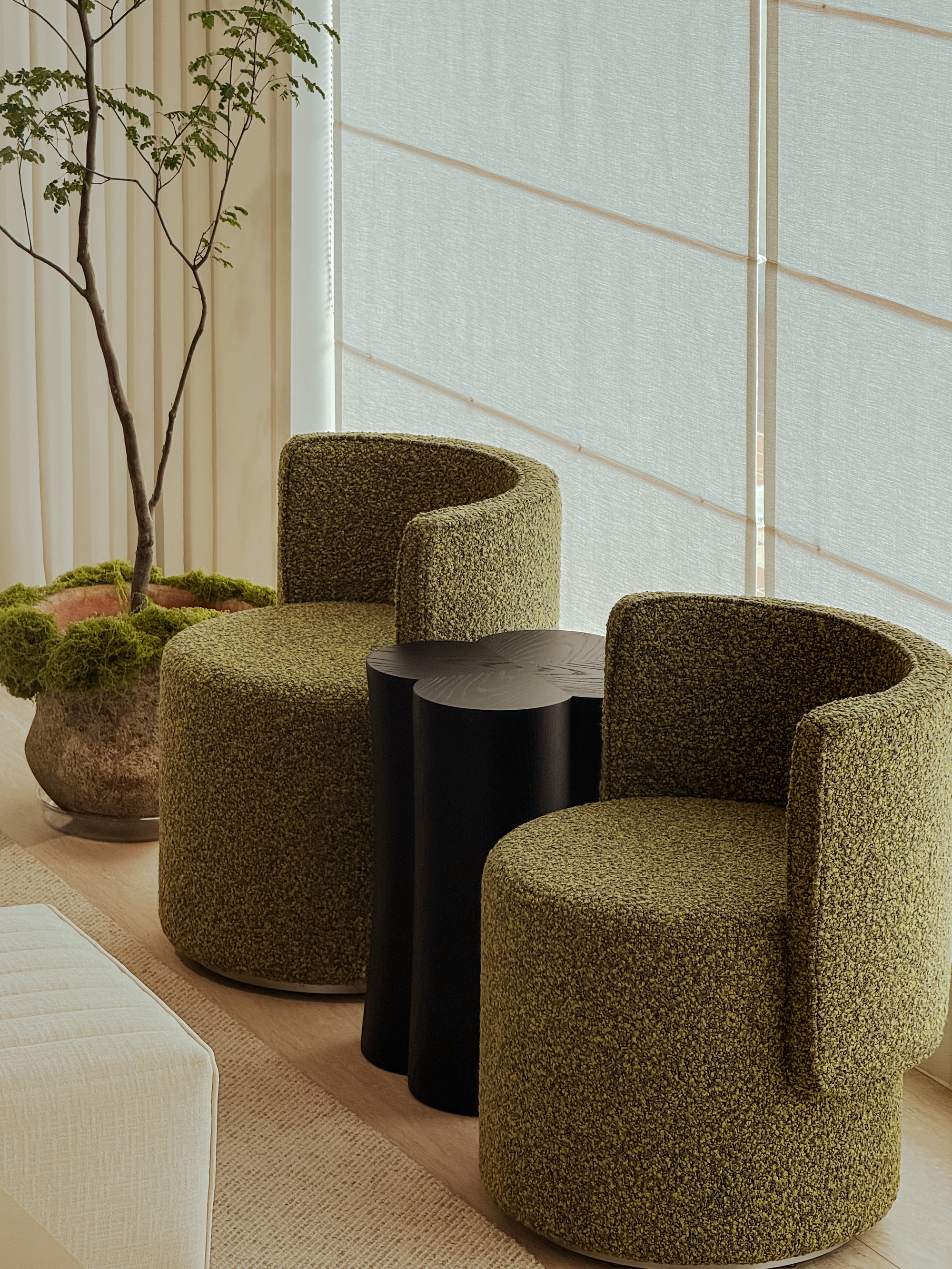 Paulson Swivel Lounge Chair