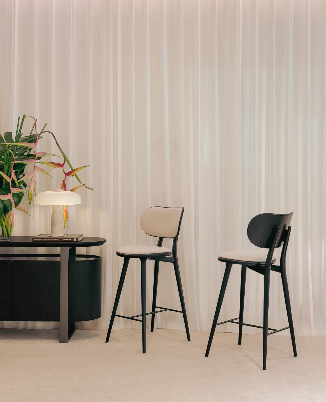 [NEW] Polaris Bar Stool
