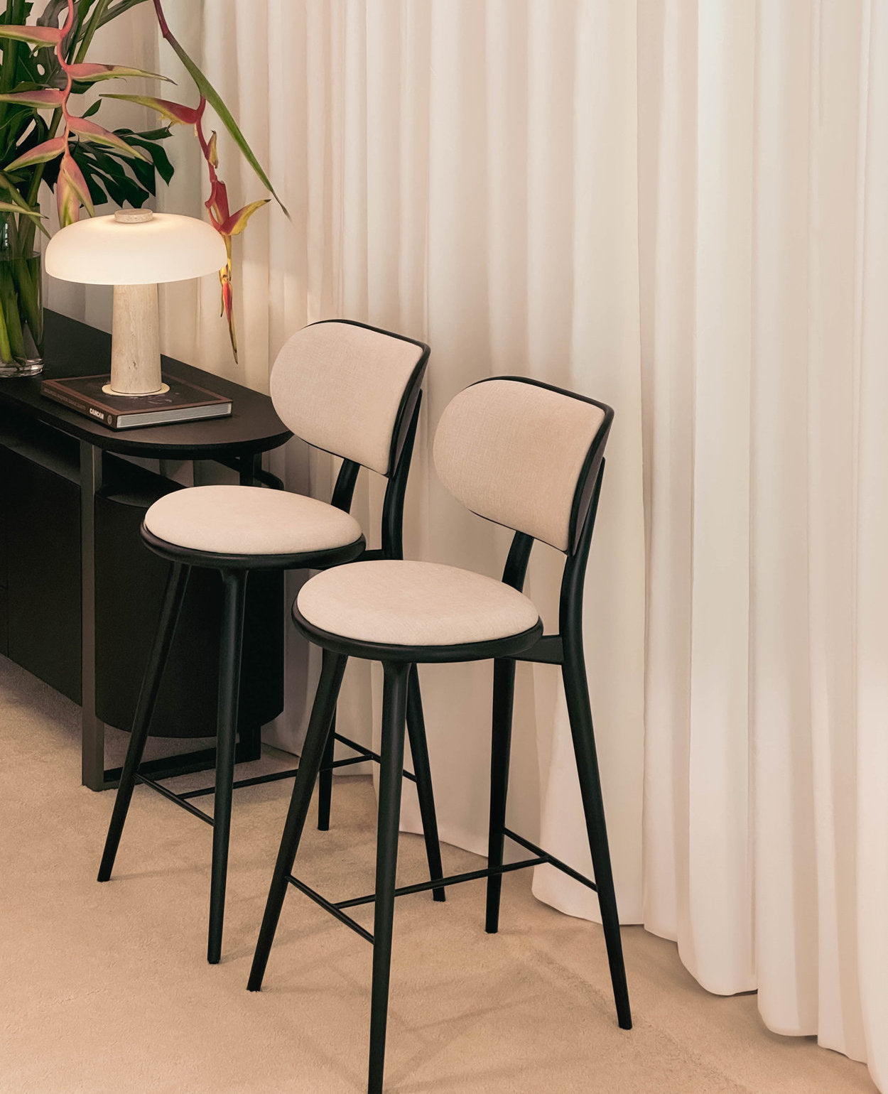 [NEW] Polaris Bar Stool