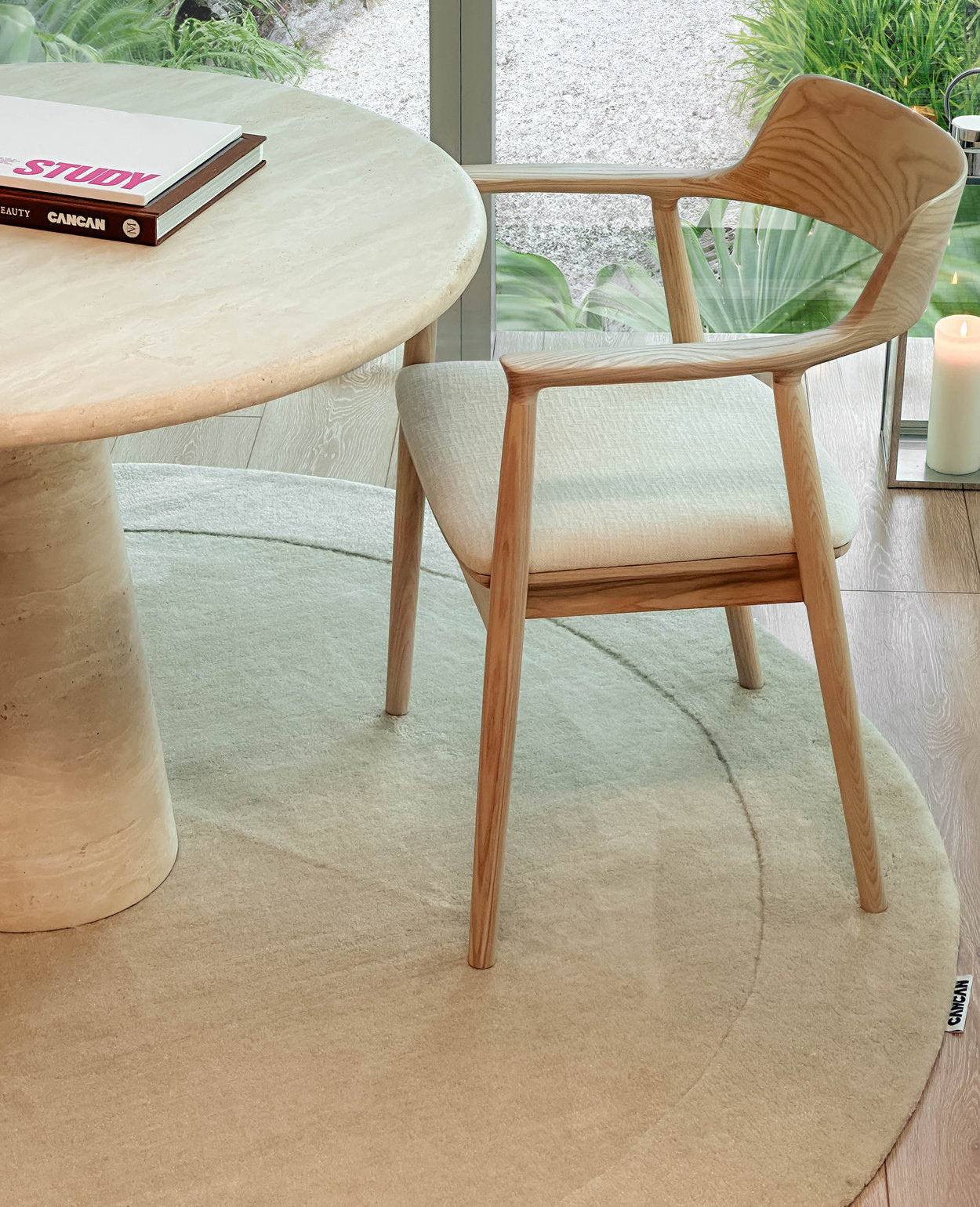 Porter Rug - Champagne