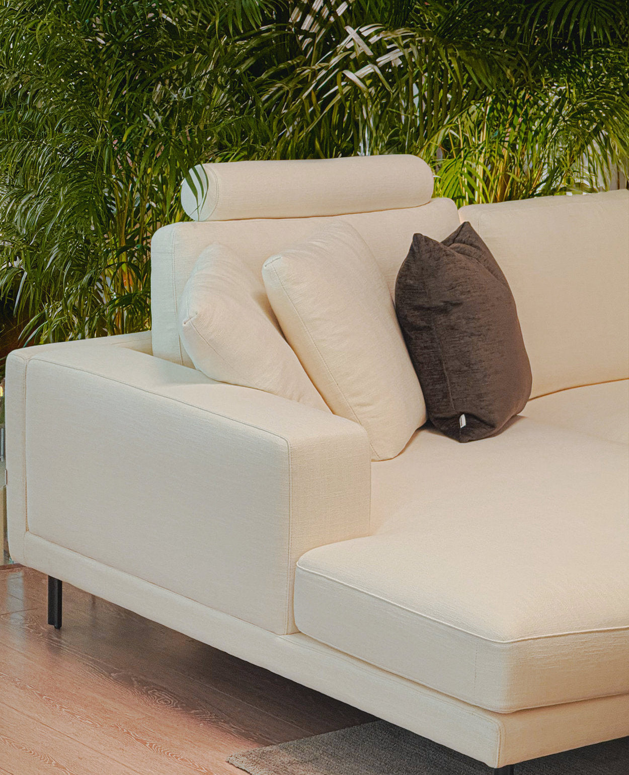 [NEW] Regent Chaise Sofa - Left Chaise