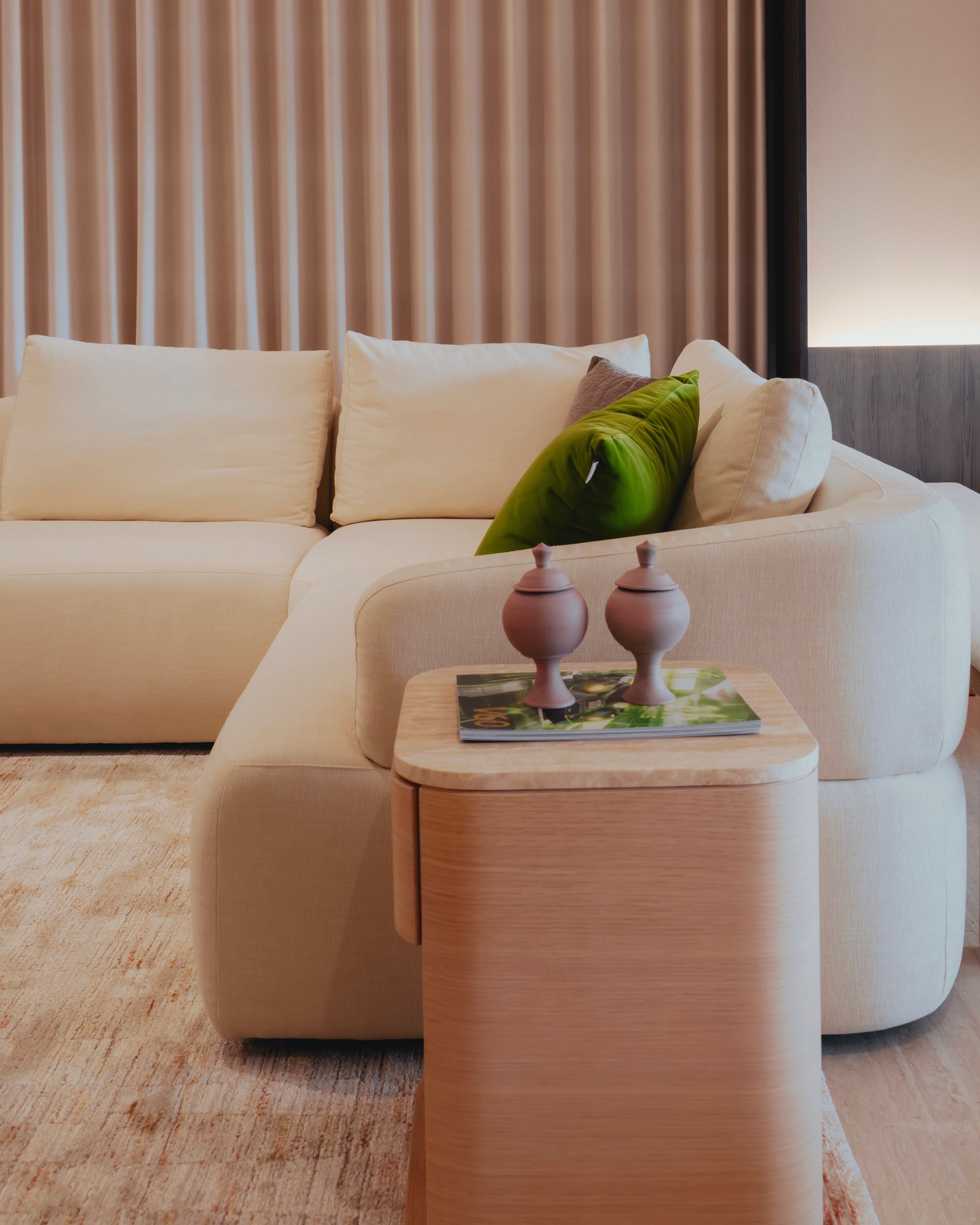 Richfield Chaise Sofa (2.6m)