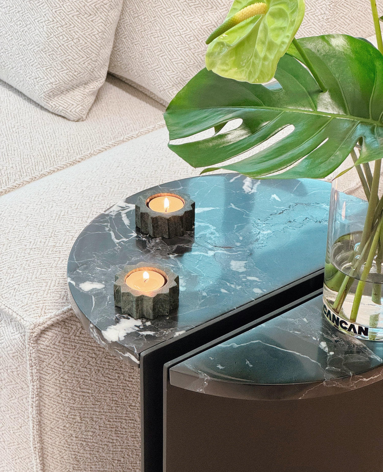 Rivia Round Marble Side Table (Black/White)