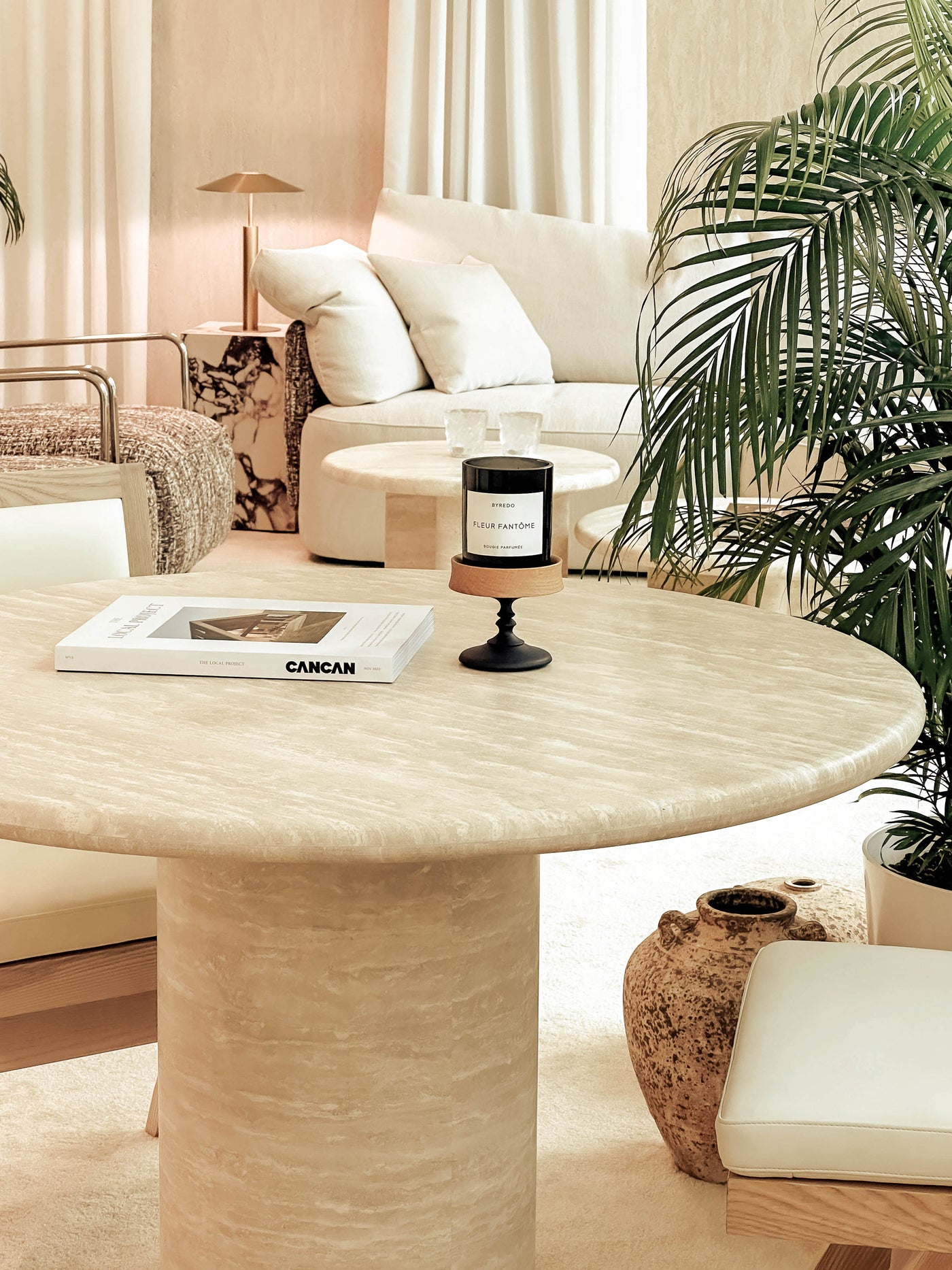 [NEW] Kloss Travertine Round Dining Table