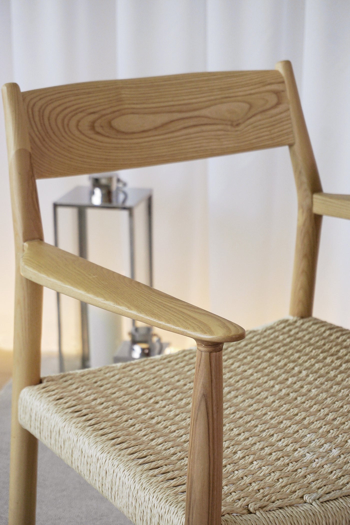 Kanso Dining Chair with Armrests (Natural Frame)